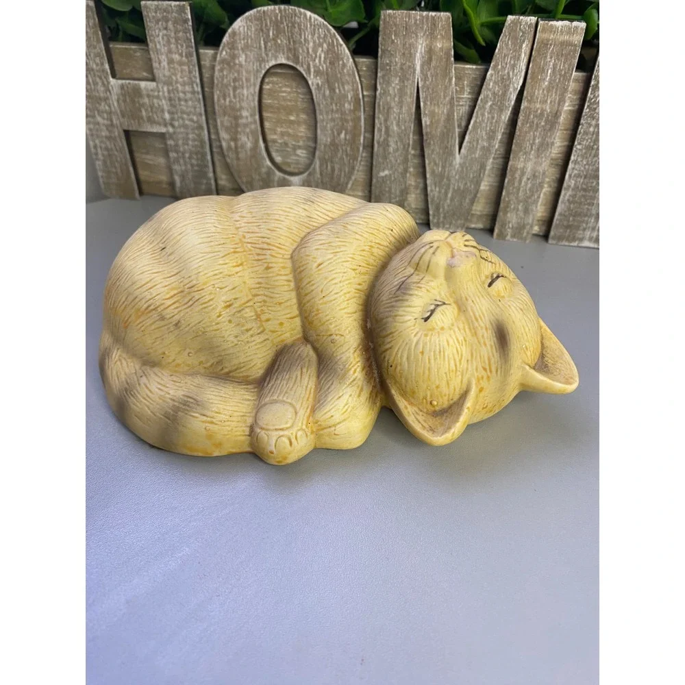 Sleeping Cat Figurine Adorable Cream Orange Tabby Kitten Statue‎ Home Decor